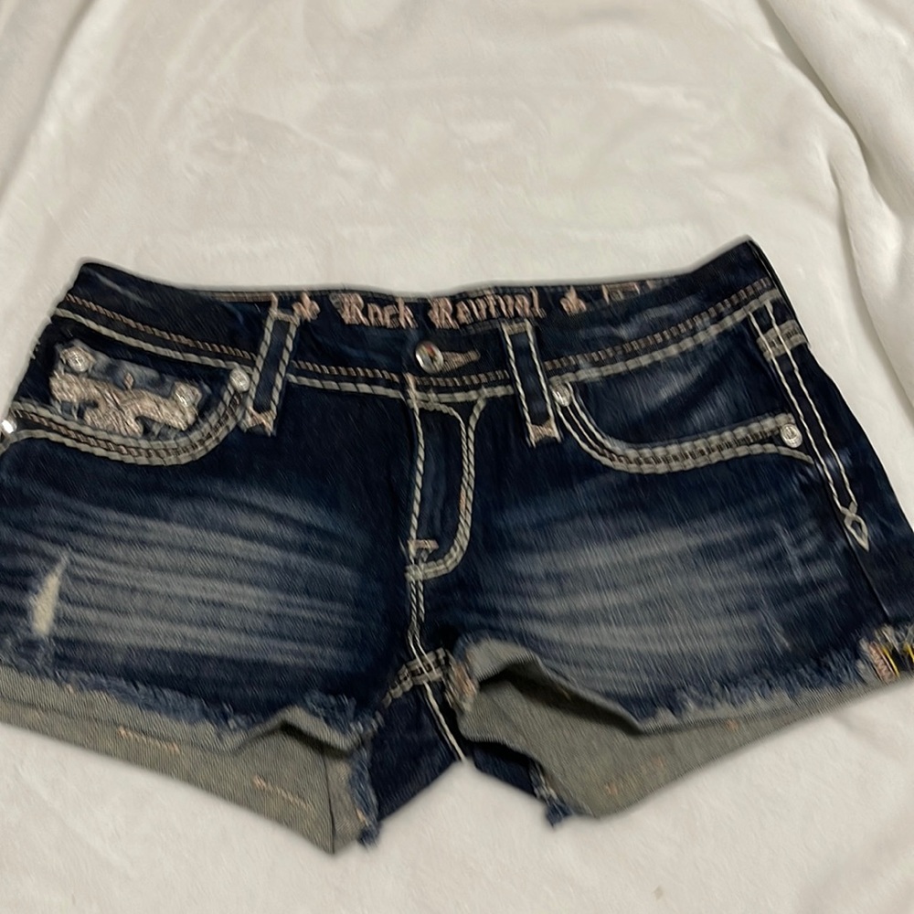 Rock revival short